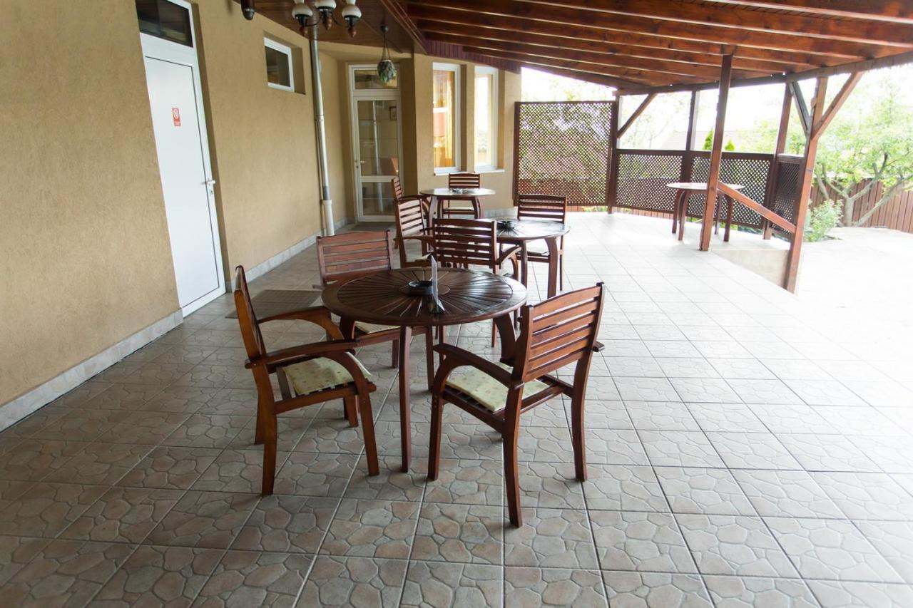 Pensiunea Full Târgu-Mureş Extérieur photo