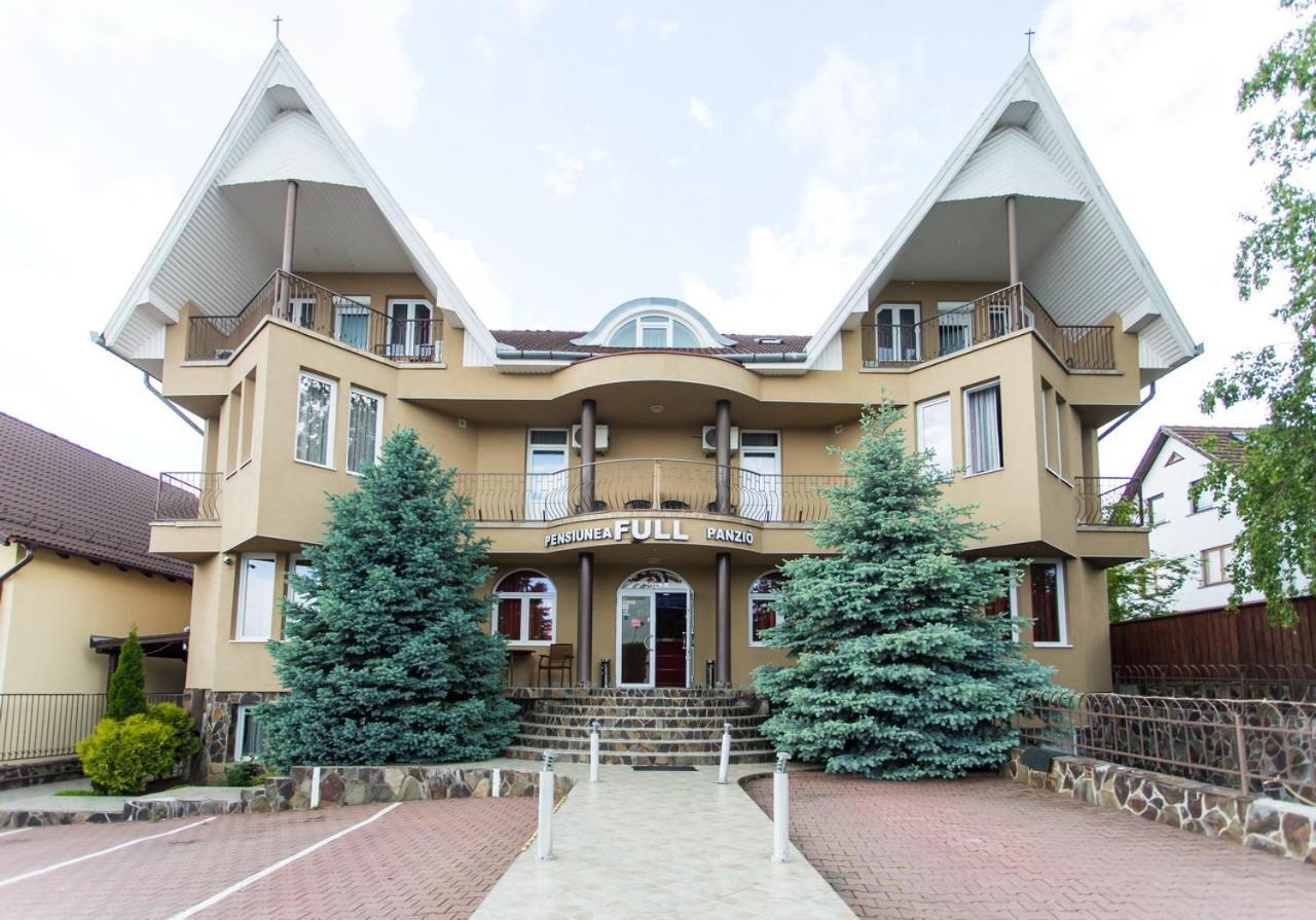 Pensiunea Full Târgu-Mureş Extérieur photo